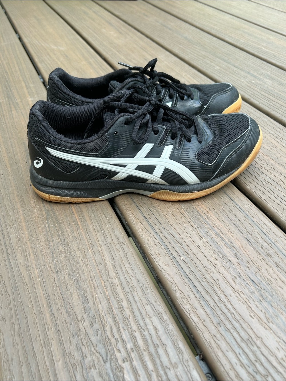 Asics Men's Black and White Athletic Court Shoes with Gum Outsole